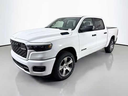 New 2026 RAM 1500 Express AWD/4WD image 3