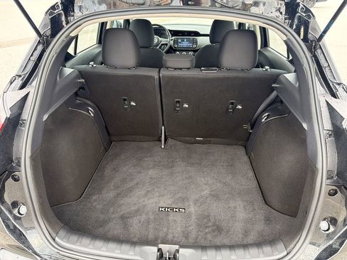 Used 2023 Nissan Kicks SV FWD image 37