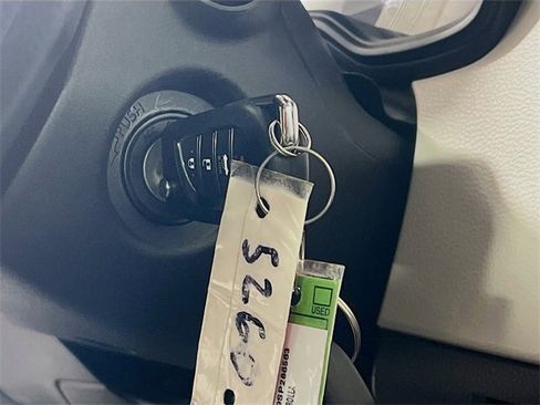 Used 2025 Toyota Corolla LE image 18