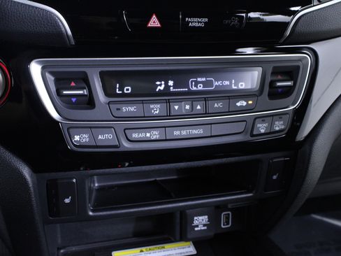 Used 2022 Honda Ridgeline Black Edition image 27