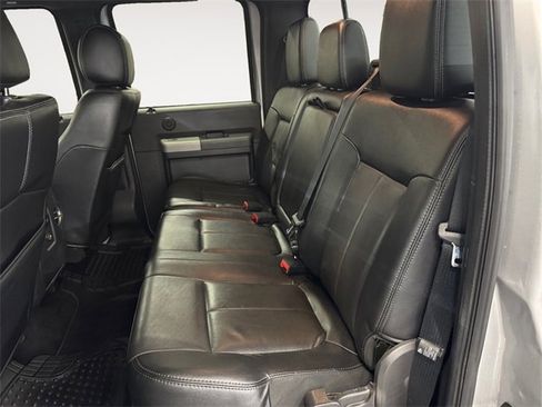 Used 2016 Ford F250 Lariat w/ Chrome Package image 13