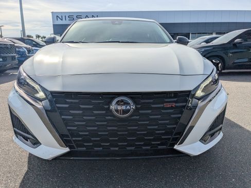 Used 2024 Nissan Altima 2.5 SR image 8