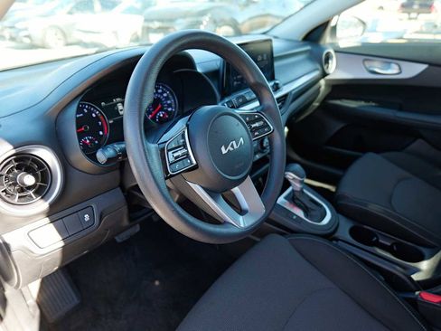 Certified 2024 Kia Forte LXS image 9