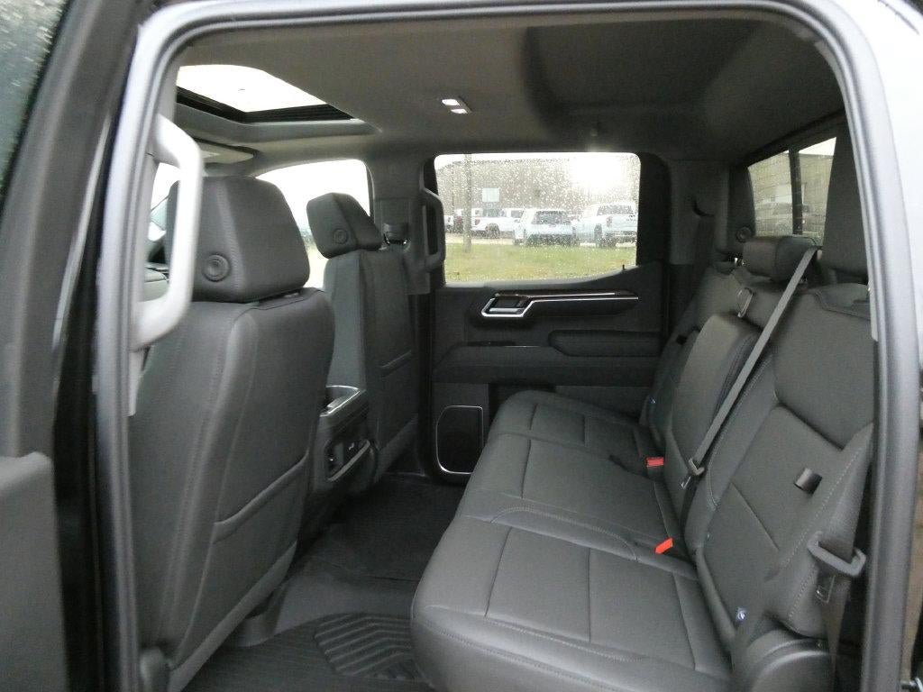 New 2026 Chevrolet Silverado 1500 RST w/ RST All Star Premium Package AWD/4WD image 14