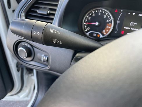 Used 2023 Jeep Renegade Latitude image 11