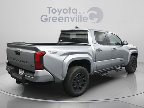 Used 2024 Toyota Tacoma TRD Sport RWD image 16