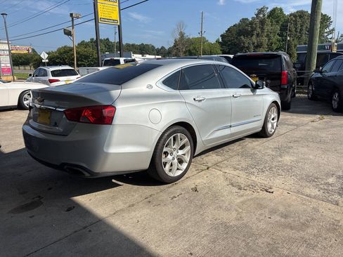 Used 2015 Chevrolet Impala LTZ FWD image 3