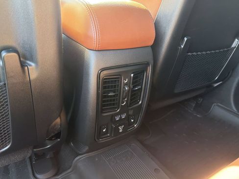 Used 2021 Jeep Grand Cherokee Summit AWD/4WD image 59