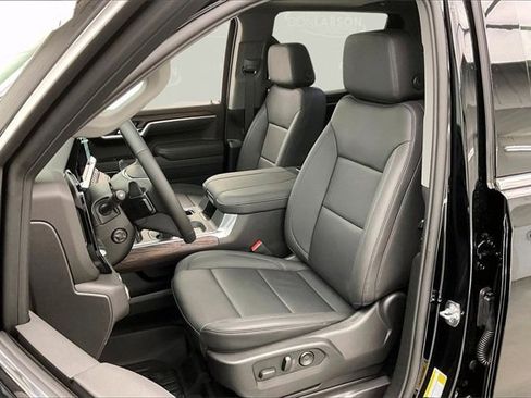 New 2026 GMC Sierra 1500 SLT w/ SLT Premium Package image 12