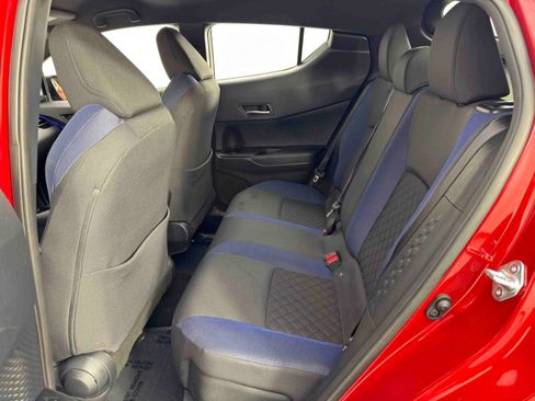 Used 2020 Toyota C-HR XLE image 35