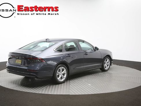 Used 2025 Honda Accord LX image 38
