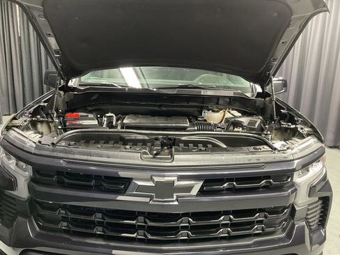 Used 2024 Chevrolet Silverado 1500 RST AWD/4WD image 17