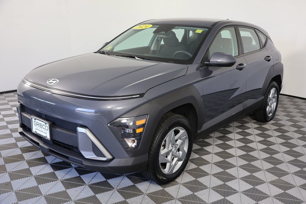 Used 2024 Hyundai Kona SE AWD/4WD image 4