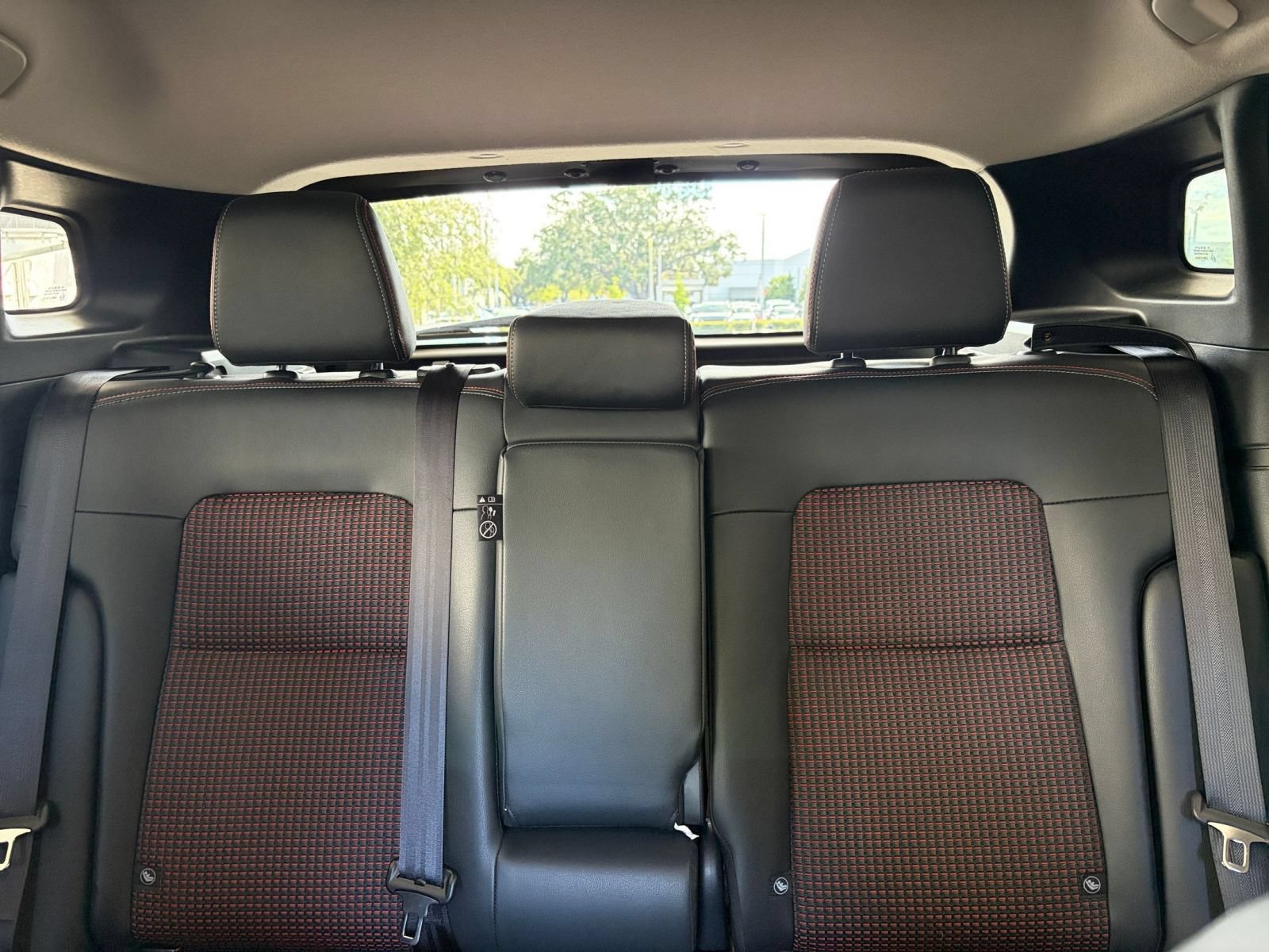Used 2026 Nissan Kicks SR FWD image 37