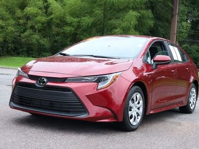 Used 2025 Toyota Corolla LE