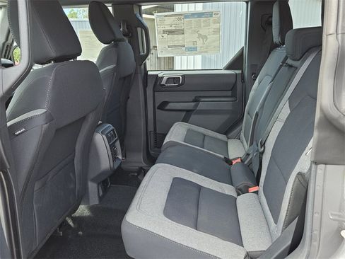 New 2025 Ford Bronco Base image 6