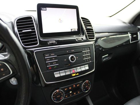 Used 2017 Mercedes-Benz GLS 450 4MATIC image 30