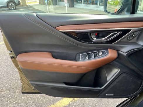 Certified 2022 Subaru Outback Touring XT AWD/4WD image 28