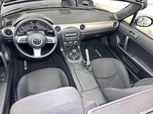 Used 2012 MAZDA MX-5 Miata Touring w/ Suspension Pkg image 11