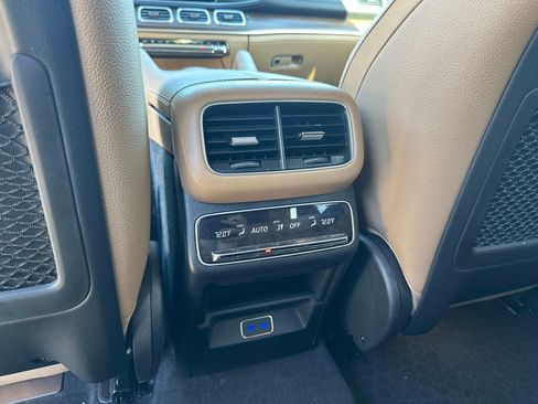 Used 2024 Mercedes-Benz GLE 350 4MATIC image 15
