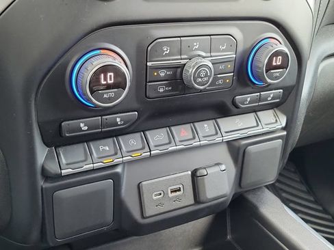 Used 2022 Chevrolet Silverado 1500 RST w/ Safety Package AWD/4WD image 27