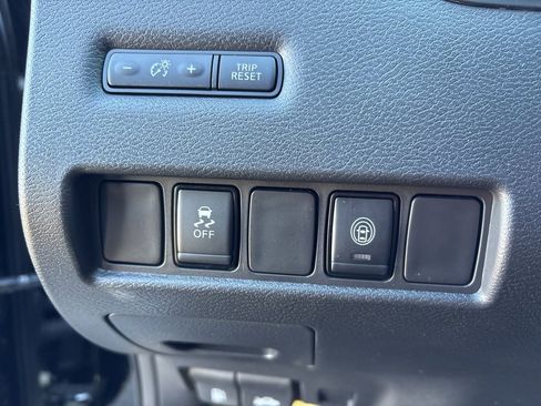 Used 2024 Nissan Murano SV image 21