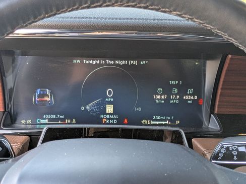 Used 2023 Lincoln Navigator L Reserve image 14