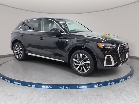 Used 2023 Audi Q5 2.0T Premium Plus w/ Premium Plus Package AWD/4WD image 5
