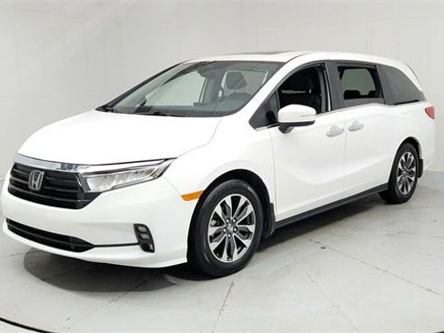 Used 2024 Honda Odyssey EX-L image 1
