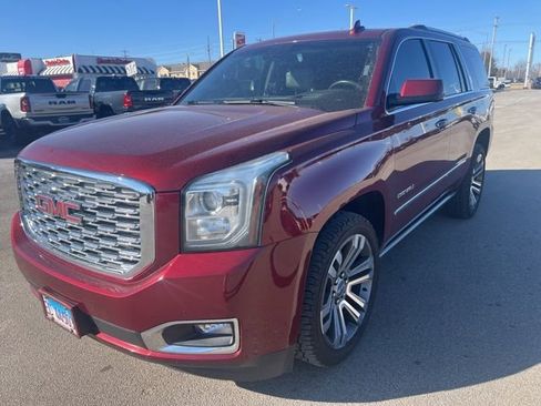 Used 2018 GMC Yukon Denali w/ Denali Ultimate Package image 2