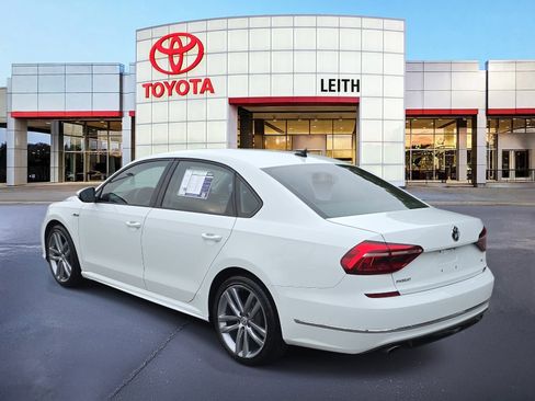 Used 2018 Volkswagen Passat 2.0T R-Line image 7