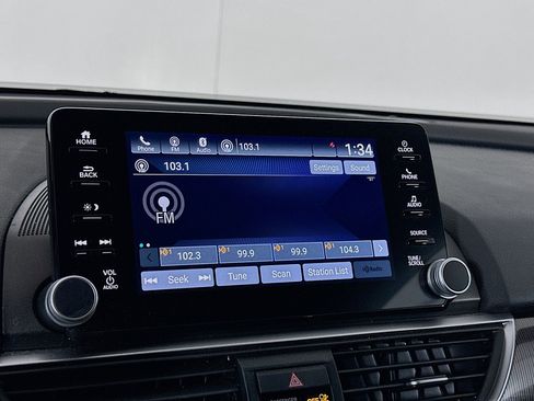 Used 2022 Honda Accord Sport image 19