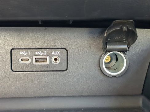 Used 2024 Nissan Altima 2.5 SV image 25