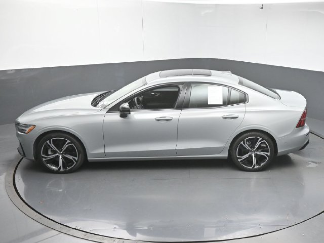 Used 2024 Volvo S60 B5 Plus w/ Protection Package Premier FWD image 44