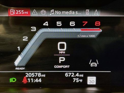 Used 2025 Audi Q8 Premium Plus w/ Premium Plus Package AWD/4WD image 11