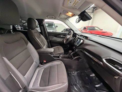 Used 2021 Chevrolet TrailBlazer LT w/ Convenience Package FWD image 20