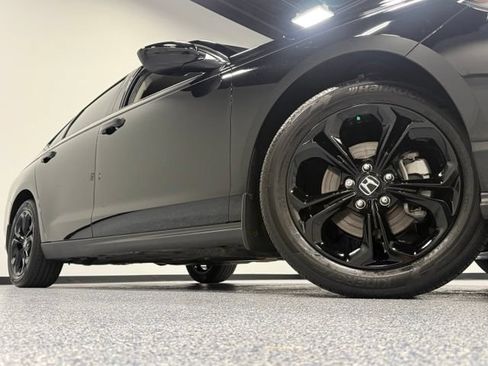 Used 2025 Honda Accord SE image 3