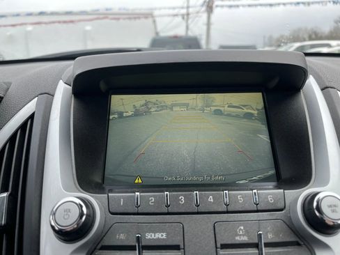 Used 2017 GMC Terrain SLE w/ Technology Package image 15