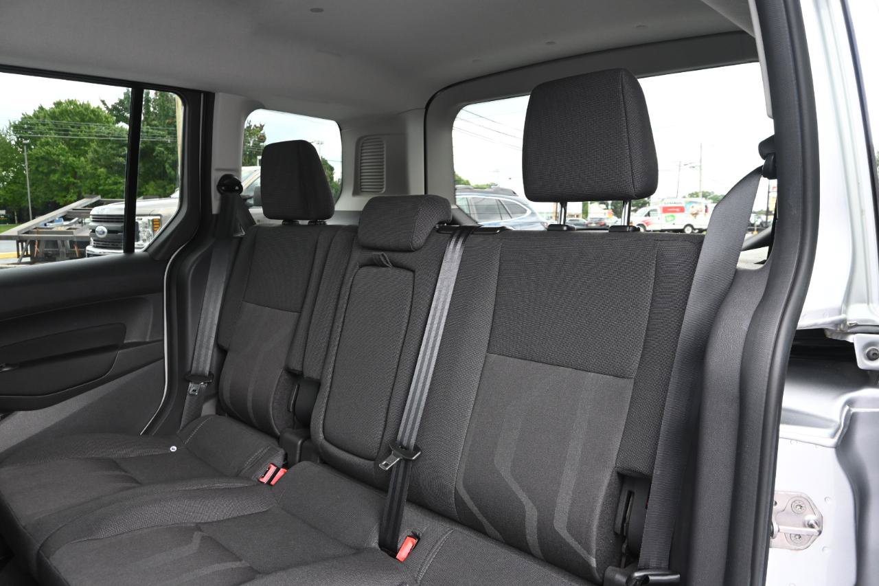 Used 2017 Ford Transit Connect XLT FWD image 19
