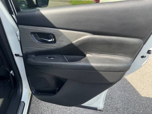 Used 2015 Nissan Murano SV FWD image 26