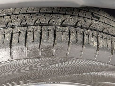 Used 2025 Subaru Outback Limited w/ Popular Package #2 image 9