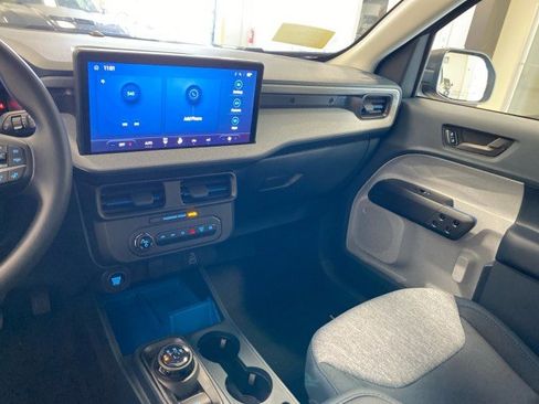 New 2025 Ford Maverick XLT image 12