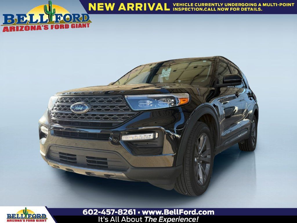 Used 2023 Ford Explorer XLT w/ Equipment Group 202A AWD/4WD image 1