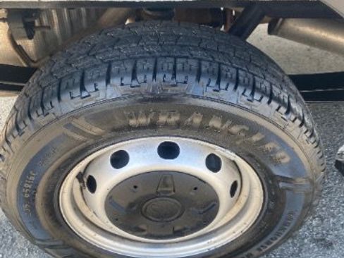 Used 2019 Ford Transit 250 130 Low Roof RWD image 25