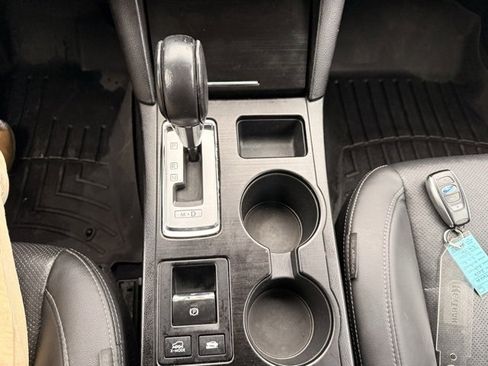 Used 2016 Subaru Outback 3.6R Limited image 22