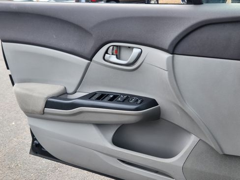 Used 2012 Honda Civic LX image 13