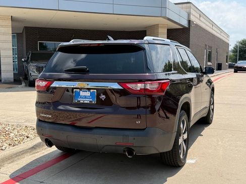 Used 2018 Chevrolet Traverse LT FWD image 6