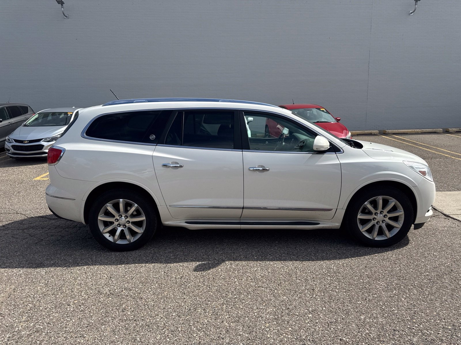 Used 2014 Buick Enclave Leather w/ Trailering Provision Package AWD/4WD image 2