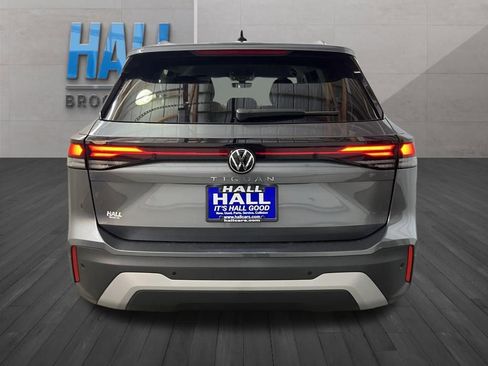 New 2026 Volkswagen Tiguan S FWD image 4