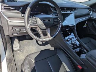 New 2025 Jeep Grand Cherokee L Limited w/ Black Appearance Package video 3